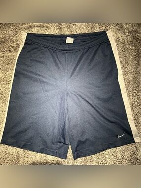 Y2K Nike shorts